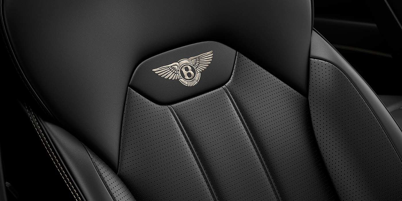 Thomas Exclusive Cars GmbH Bentley Bentayga EWB SUV Beluga black leather seat detail