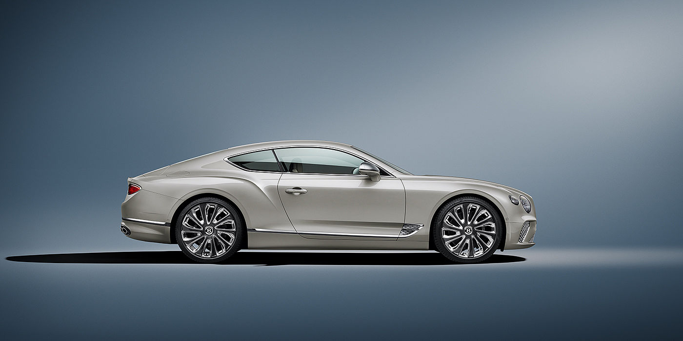 Thomas Exclusive Cars GmbH Bentley Continental GT Mulliner coupe in White Sand paint front 34
