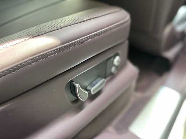 20:Bentley Bentayga V8, SUV, Glacier White, Thomas Exclusive Cars GmbH