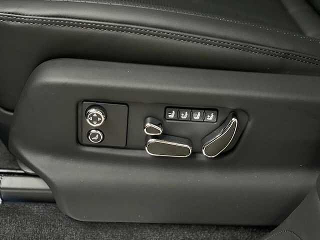 12:Bentley Bentayga V8, SUV, Onyx, Thomas Exclusive Cars GmbH