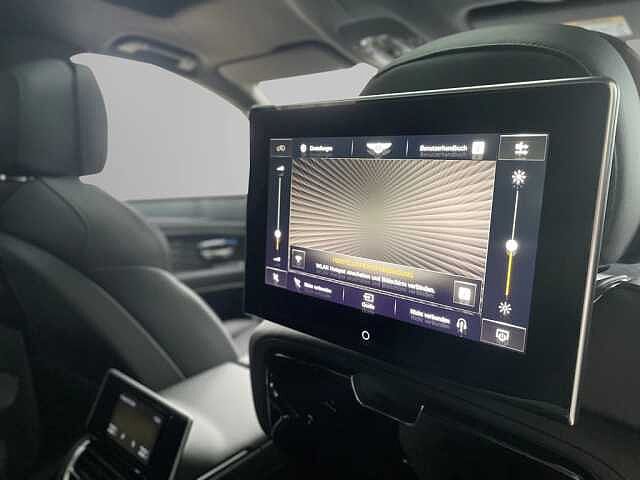 25:Bentley Bentayga EWB Mulliner V8, SUV, Titan Grey, Thomas Exclusive Cars GmbH