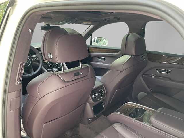 17:Bentley Bentayga V8, SUV, Glacier White, Thomas Exclusive Cars GmbH