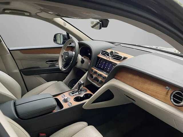 1:Bentley Bentayga EWB Azure First Edition V8, SUV, Midnight Emerald, Thomas Exclusive Cars GmbH